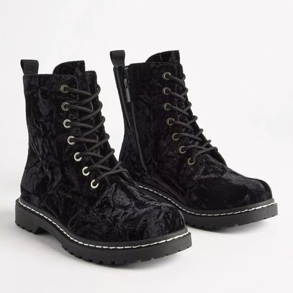 Torrid Crushed Velvet Combat Boot Size 10.5 - Picture 1 of 7